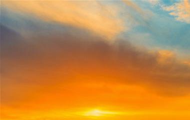 领结婚证发的朋友圈的说说,宣告两个人领证的语句