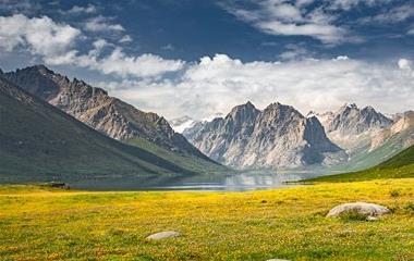 两个人在一起最重要的是真挚,有话直说