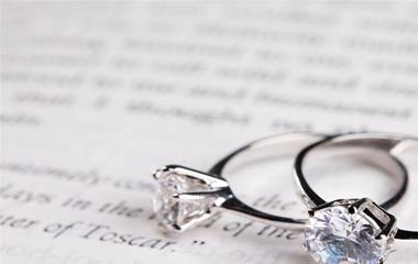 有这三种状况,越轨的男人会从头回归家庭