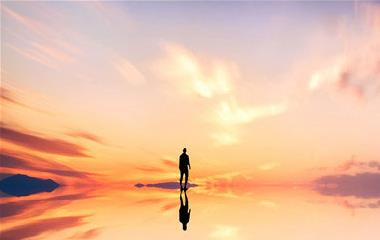 女生婚姻不应迁就的语句，没有感觉就算了不能迁就