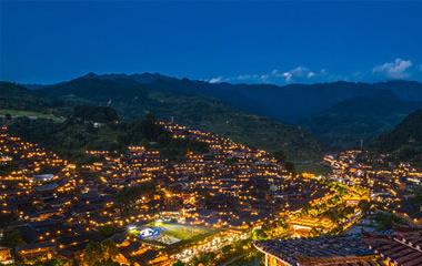 依从需求天天谈天吗,该怎么白云苍狗谈天频率