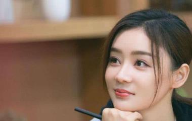 爸爸拒催女儿脱单：缘分没到谈18个男朋友也没用