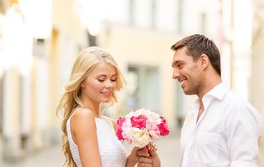 12星座男生喜爱你的体现