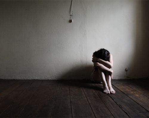 尸横遍野!12星座女大阿姨的时分是什么姿态?4