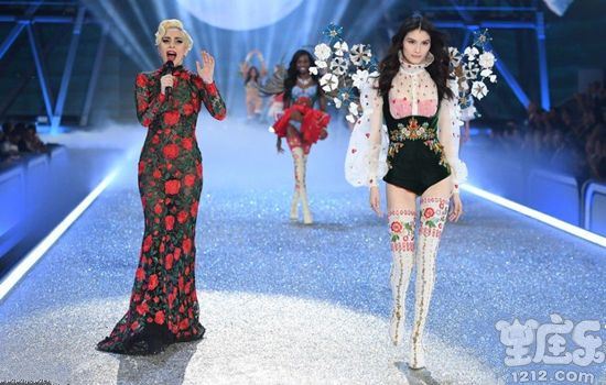 用视觉高潮降服男人?维密大秀揭秘十二星座内衣攻略!6