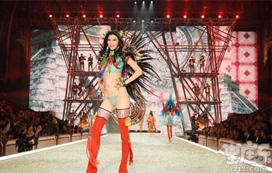 用视觉高潮降服男人?维密大秀揭秘十二星座内衣攻略!10