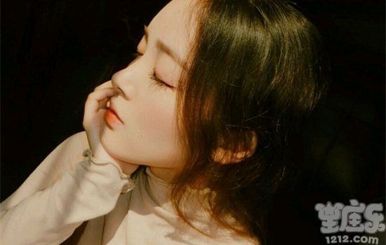 被噩梦吵醒后十二星座都会做什么1