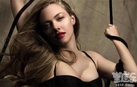 十二星座女最简单在哪些场合引发越轨？1