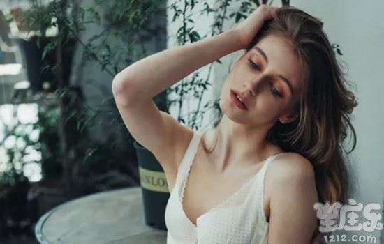 打小就长得贼美观的三个星座女2